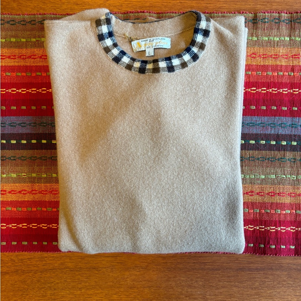 Beautiful Vintage Aquasctum Sweater in Camel